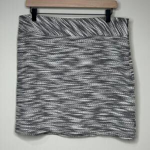 LOFT Outlet Black and White Skirt Size 12
